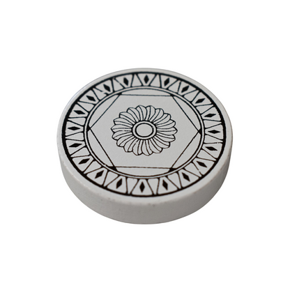 Classic American Style - Beginner Carrom / Pichenotte Board Set - With Optional Cues